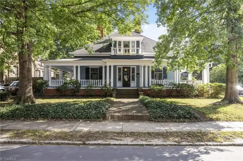 Historic homes in College Hill